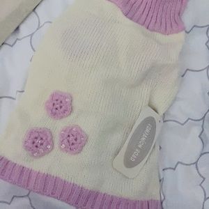 NWT Dog sweater 🐶❤️ medium flower sequin turtleneck